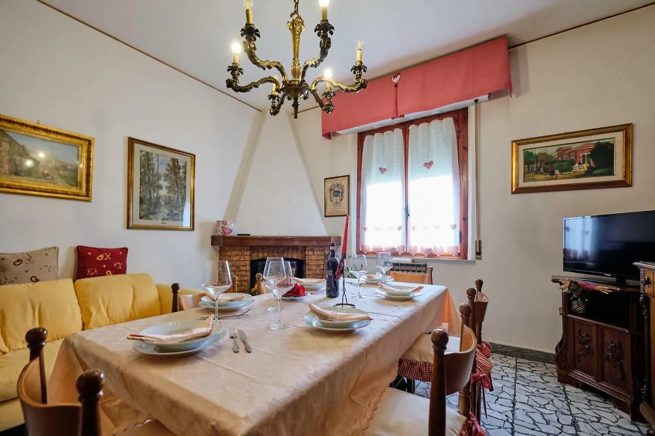 La Terrazza Del Bimbo Villa Fucecchio 0*,  Italy