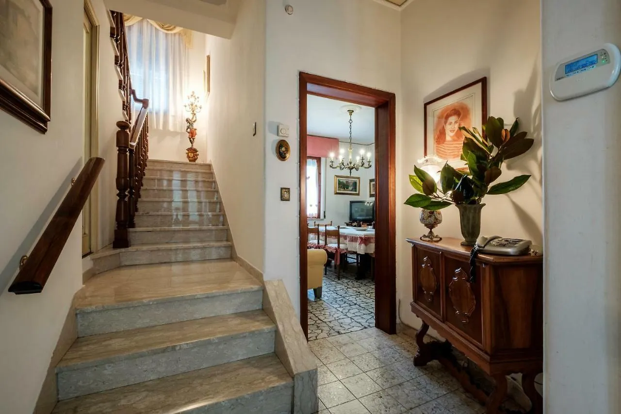 Vakantiehuis La Terrazza Del Bimbo Villa Fucecchio Italië